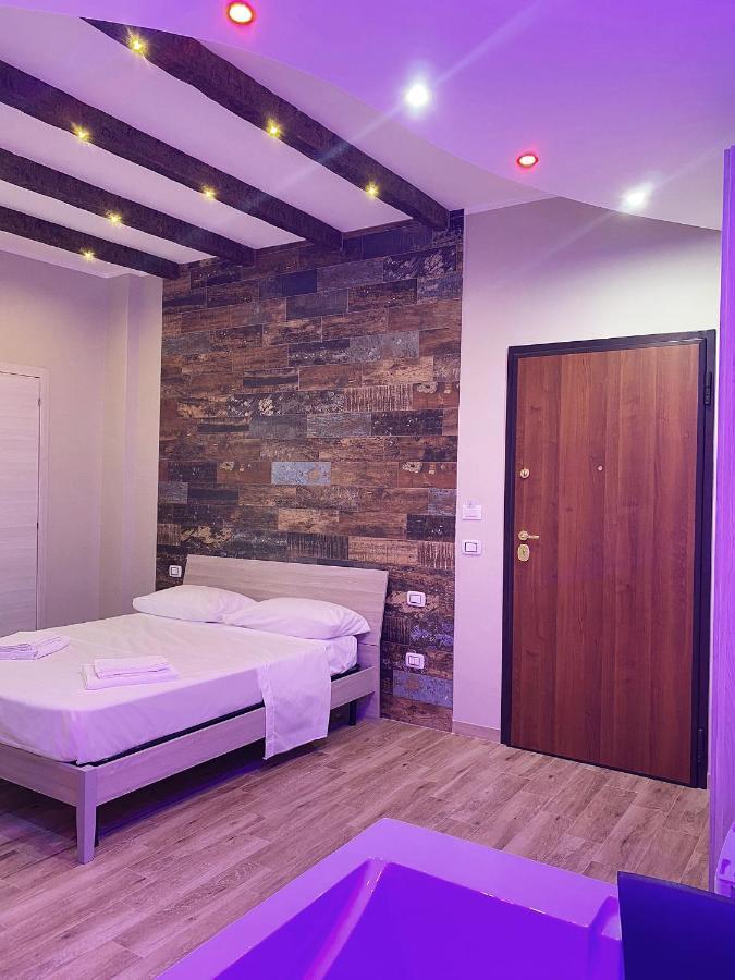 B&B New Paris & Suite Taranto Eksteriør bilde