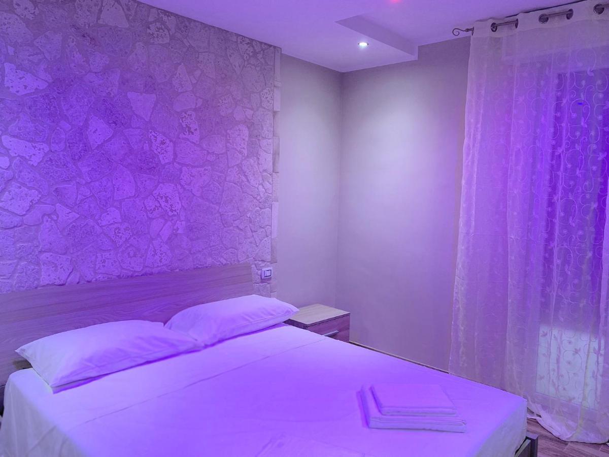B&B New Paris & Suite Taranto Eksteriør bilde