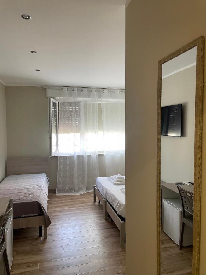 B&B New Paris & Suite Taranto Eksteriør bilde